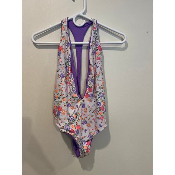 Maaji Dunes Plunge Tiki Reversible One-Piece Swimsuit - Picture 3 of 7